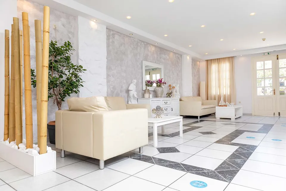 Golden Coast reception lounge